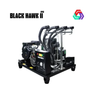 เครื่องพ่นฝอยละอองละเอียด ULV ชนิดติดตั้งท้ายรถยนต์ BLACK HAWK II รุ่น H40 มุมเฉียงแสดงโครงสร้างและแผงควบคุม